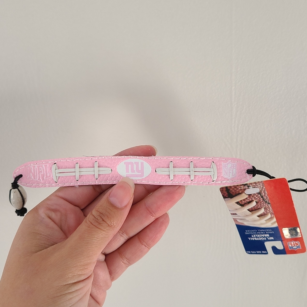 Official NFL New York Giants Game Wear Team Leather Pink Football Bracelet NWT